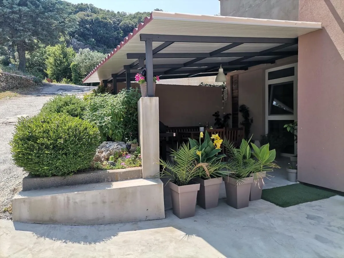 Ferienwohnung Cave With Free Parking Pula 0*,  Kroatien