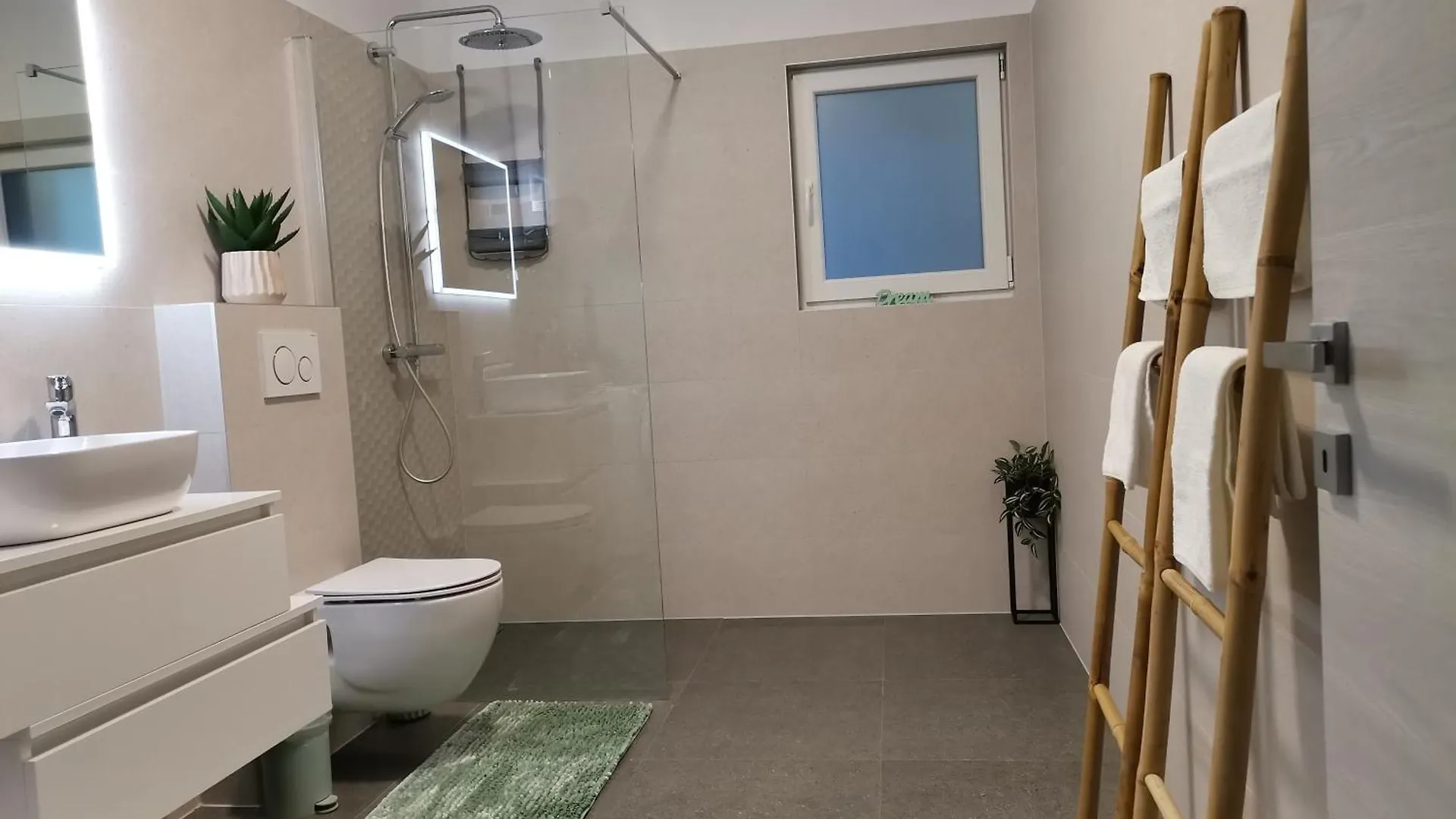 Apartment Ferienwohnung Cave With Free Parking Pula