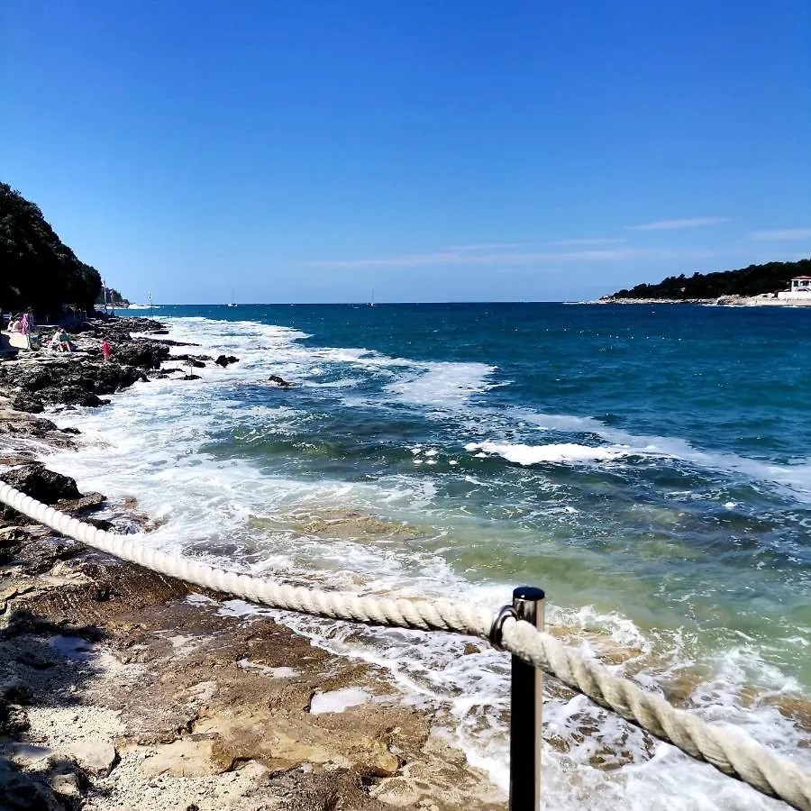 Cave With Free Parking Apartment Pula Croatia